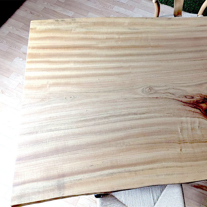 NENRINENRINの一枚板テーブル楠(くす)1